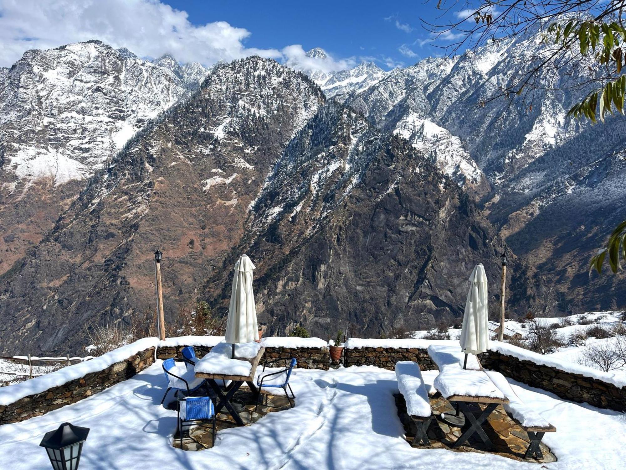 Faraway Cottages, Auli Joshimath Luaran gambar