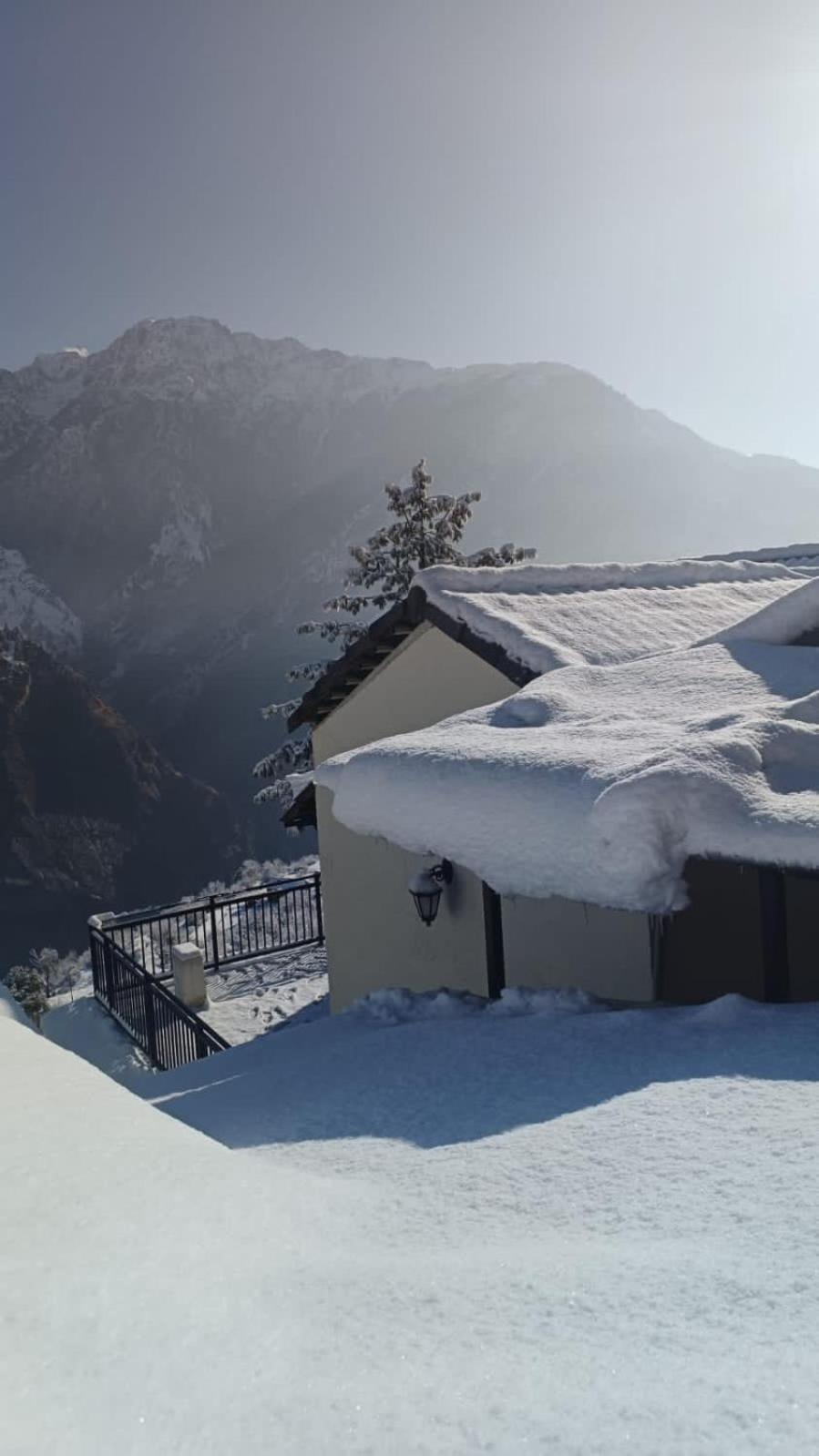 Faraway Cottages, Auli Joshimath Luaran gambar