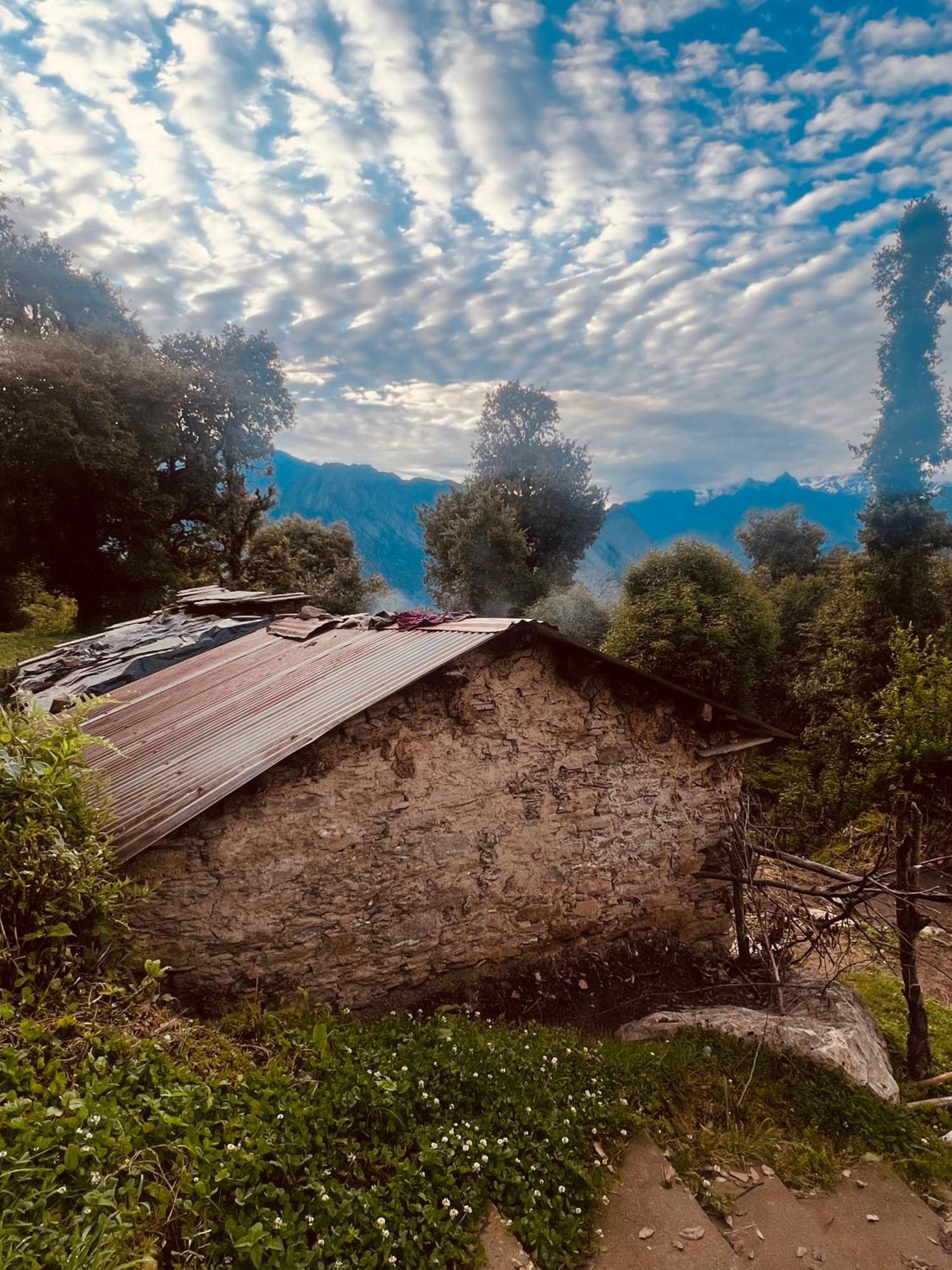 Faraway Cottages, Auli Joshimath Luaran gambar