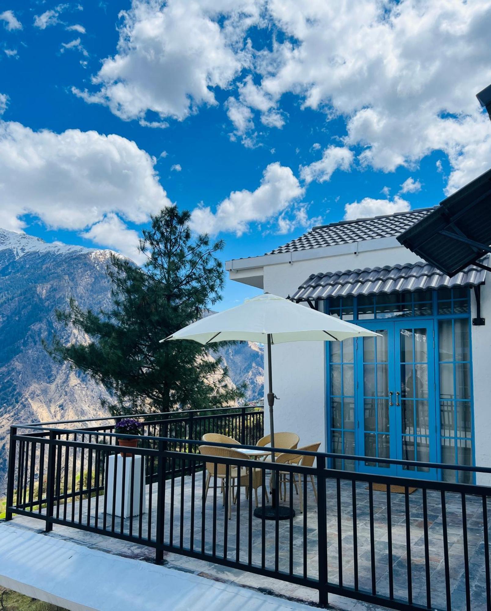 Faraway Cottages, Auli Joshimath Luaran gambar