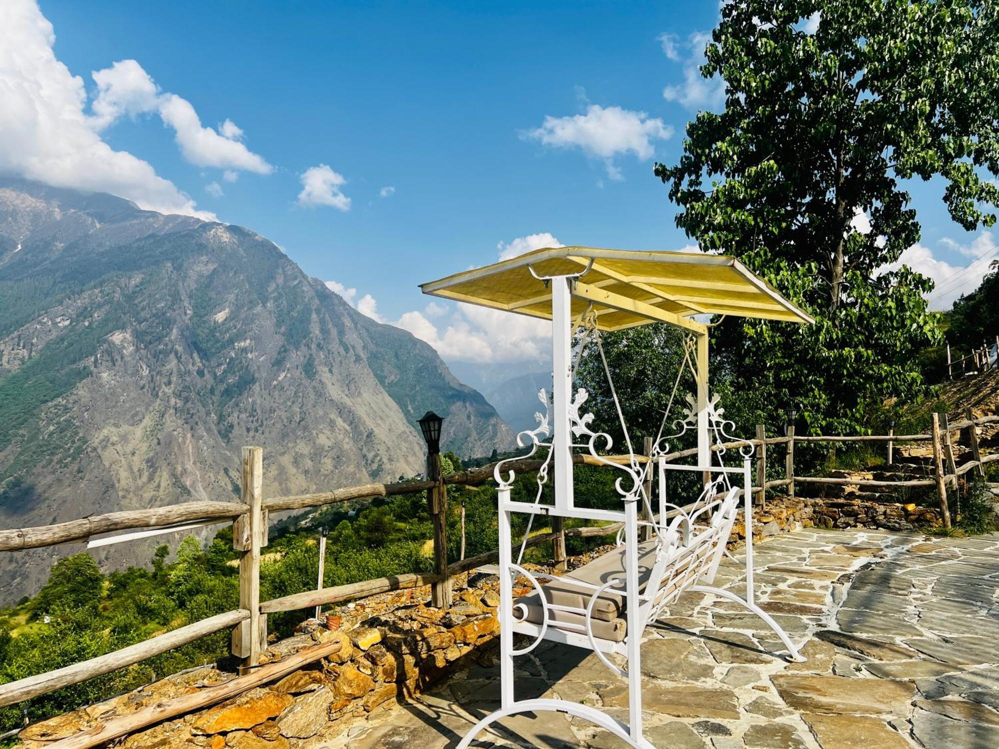 Faraway Cottages, Auli Joshimath Luaran gambar